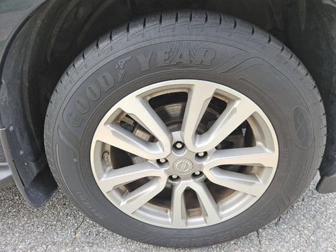Used 2015 Nissan Pathfinder SL w/ SL Premium Package FWD image 34