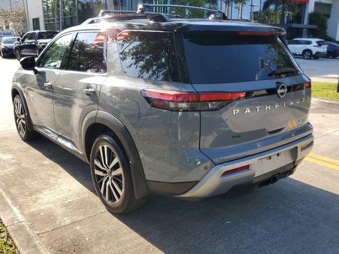 Certified 2023 Nissan Pathfinder Platinum AWD/4WD image 4