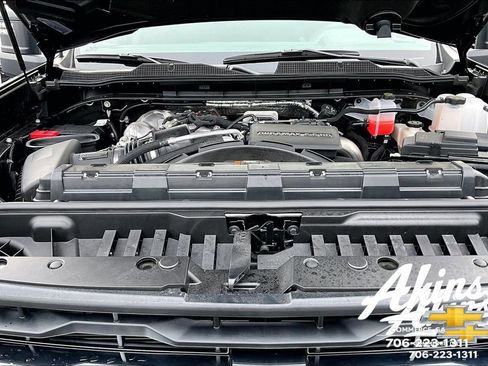 New 2025 Chevrolet Silverado 2500 LT w/ Safety Package AWD/4WD image 17