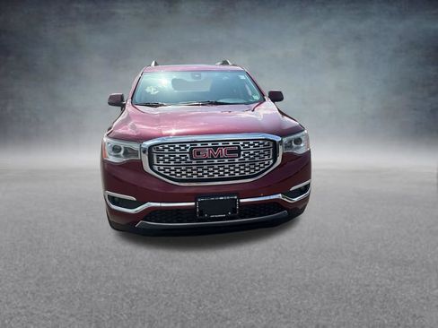 Used 2018 GMC Acadia Denali w/ LPO, Protection Package AWD/4WD image 9