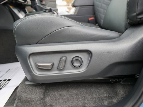 Used 2025 Toyota 4Runner TRD Off-Road Premium image 47