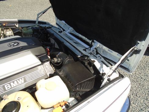 Used 1994 BMW 740i RWD image 37