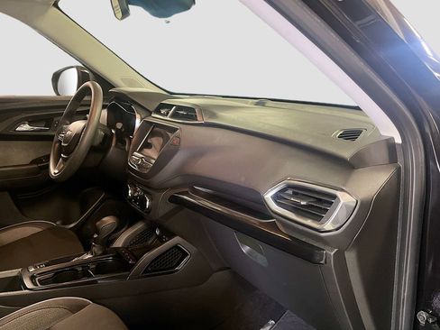 Used 2022 Chevrolet TrailBlazer LT w/ Driver Confidence Package image 26