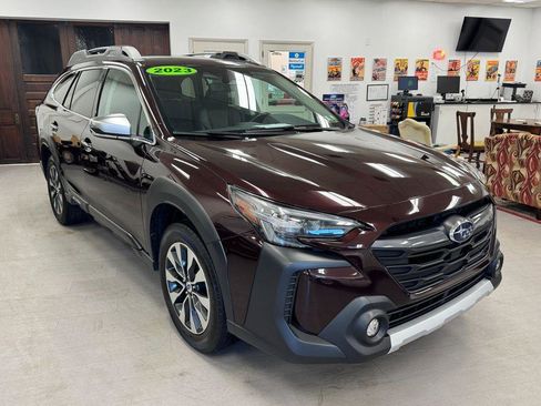 Used 2023 Subaru Outback Touring XT AWD/4WD image 31