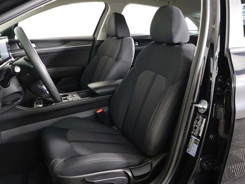 Used 2021 Kia K5 LX FWD image 26