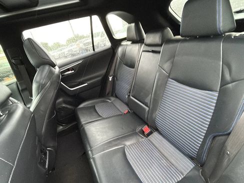 Used 2019 Toyota RAV4 XSE AWD/4WD image 8