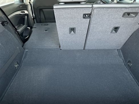 New 2025 Audi Q6 e-tron Premium Plus image 15