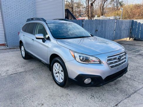 Used 2017 Subaru Outback 2.5i Premium w/ Popular Package #1 image 5