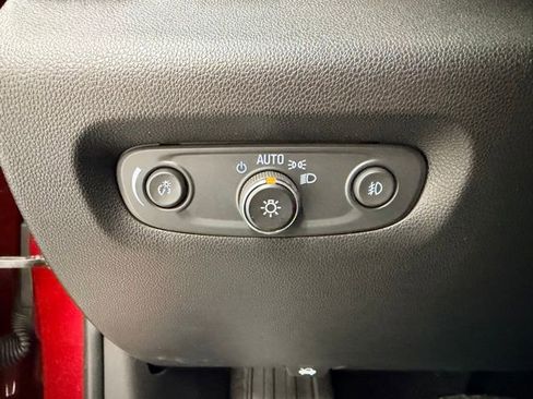 Certified 2020 Chevrolet Traverse Premier image 19