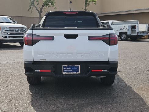 Certified 2025 Hyundai Santa Cruz SEL FWD image 6