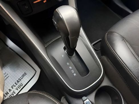 Used 2020 Chevrolet Trax LT w/ LT Convenience Package image 48