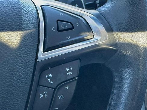 Used 2018 Ford Fusion SE w/ Fusion SE Technology Package image 20