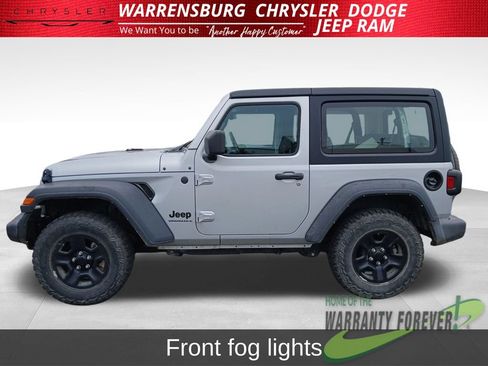 Used 2023 Jeep Wrangler Sport AWD/4WD image 8