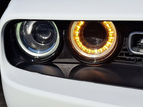 Certified 2022 Dodge Challenger GT w/ Plus Package image 9