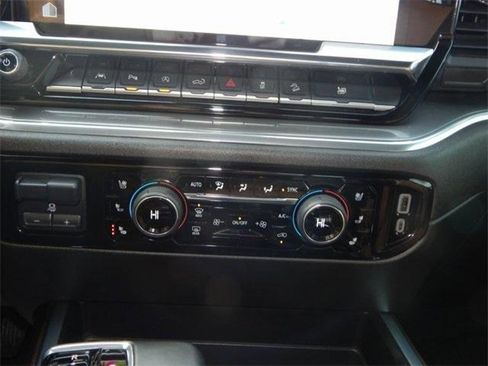 Used 2025 Chevrolet Silverado 1500 High Country w/ LPO, Dark Essentials Package image 24