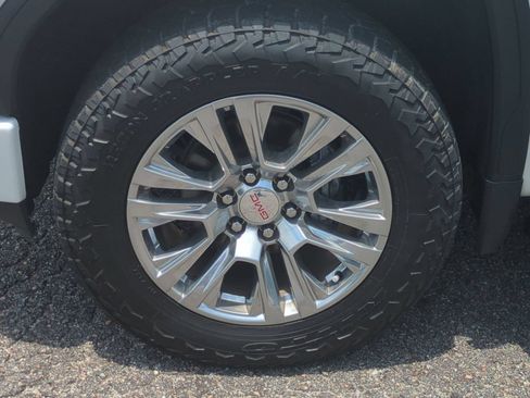 Certified 2021 GMC Sierra 1500 Denali w/ LPO, GMC Protection Package AWD/4WD image 32