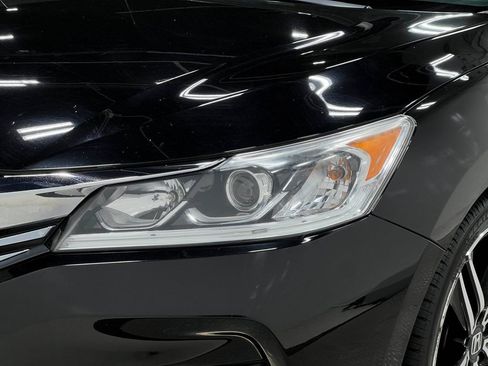 Used 2017 Honda Accord Sport Special Edition image 31