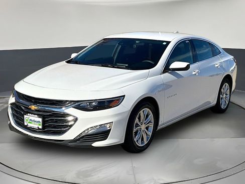 Used 2024 Chevrolet Malibu LT FWD image 3