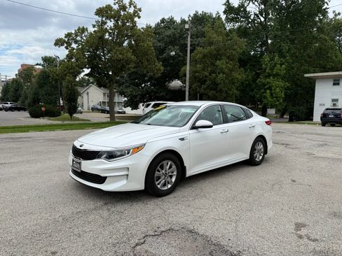 Used 2016 Kia Optima LX FWD image 3