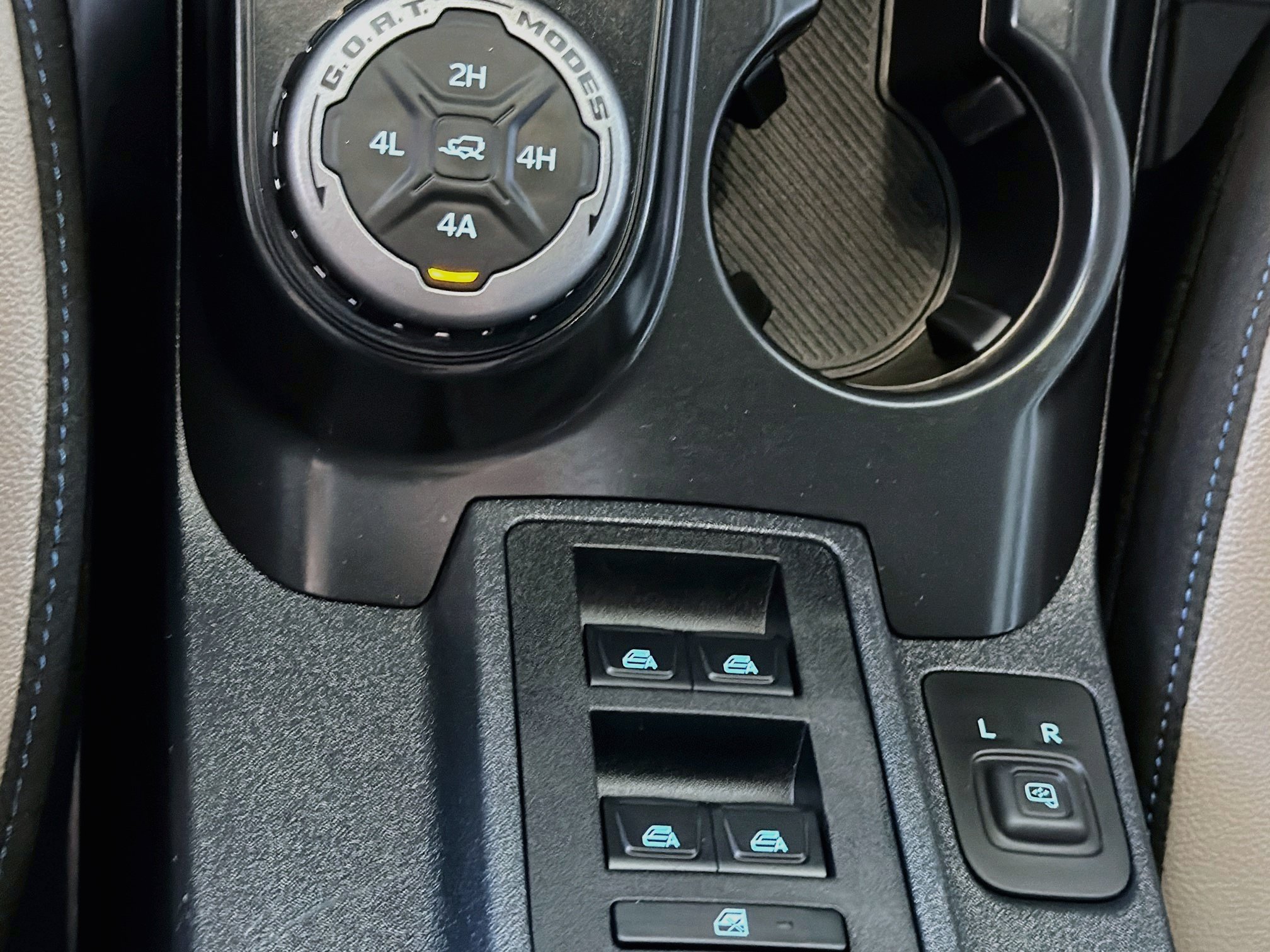 Used 2024 Ford Bronco Wildtrak AWD/4WD image 25