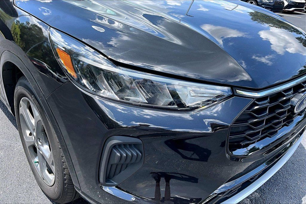Used 2023 Ford Escape ST-Line AWD/4WD image 30