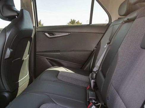 New 2026 Kia Niro Wind FWD image 20