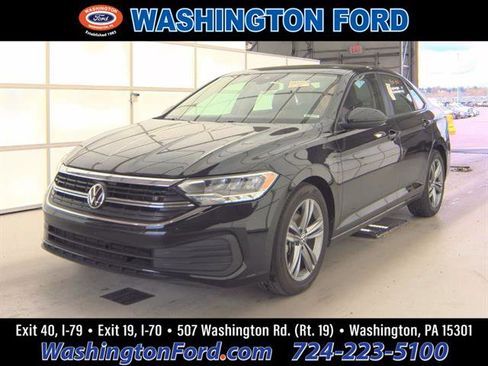 Used 2024 Volkswagen Jetta SE FWD image 1