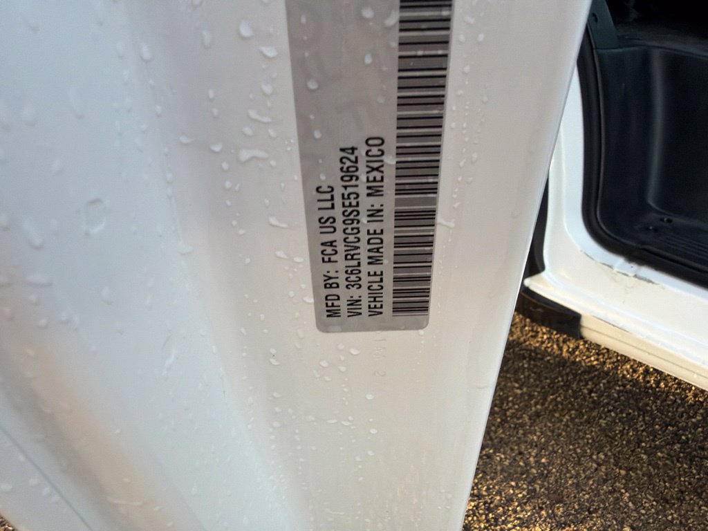 Used 2025 RAM ProMaster 2500 w/ Convenience Group FWD image 40
