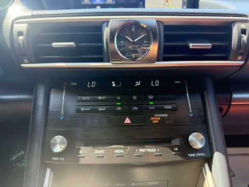Used 2018 Lexus IS 300 F Sport w/ F Sport Package AWD/4WD image 33