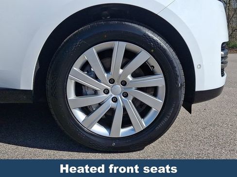 Used 2023 Land Rover Range Rover Long Wheelbase SE image 10