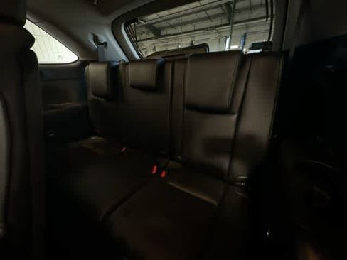 Used 2019 Toyota Highlander XLE w/ Carpet Mat Package (TMS) AWD/4WD image 37
