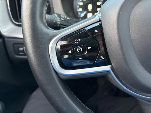 Used 2019 Volvo XC60 T6 Inscription image 24