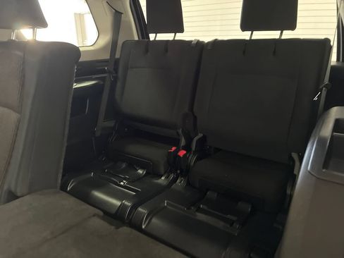 Used 2012 Toyota 4Runner SR5 w/ Convenience Pkg AWD/4WD image 18