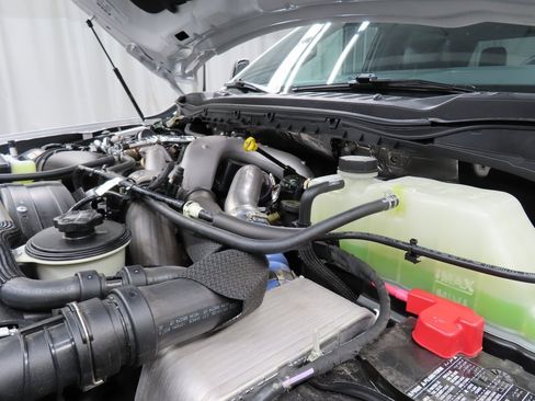 Used 2025 Ford F250 Platinum image 28