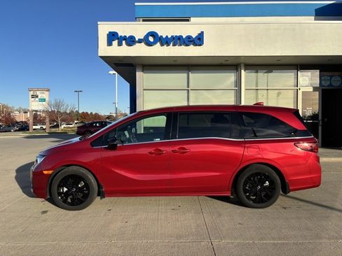 Certified 2025 Honda Odyssey Sport-L image 8
