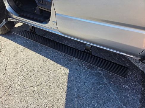 Used 2025 Toyota Tacoma Limited image 21