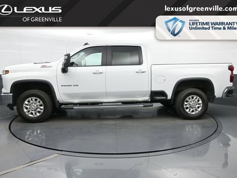 Used 2025 Chevrolet Silverado 2500 LT AWD/4WD image 5