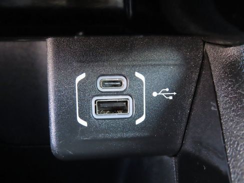 Used 2023 Jeep Compass Limited AWD/4WD image 8