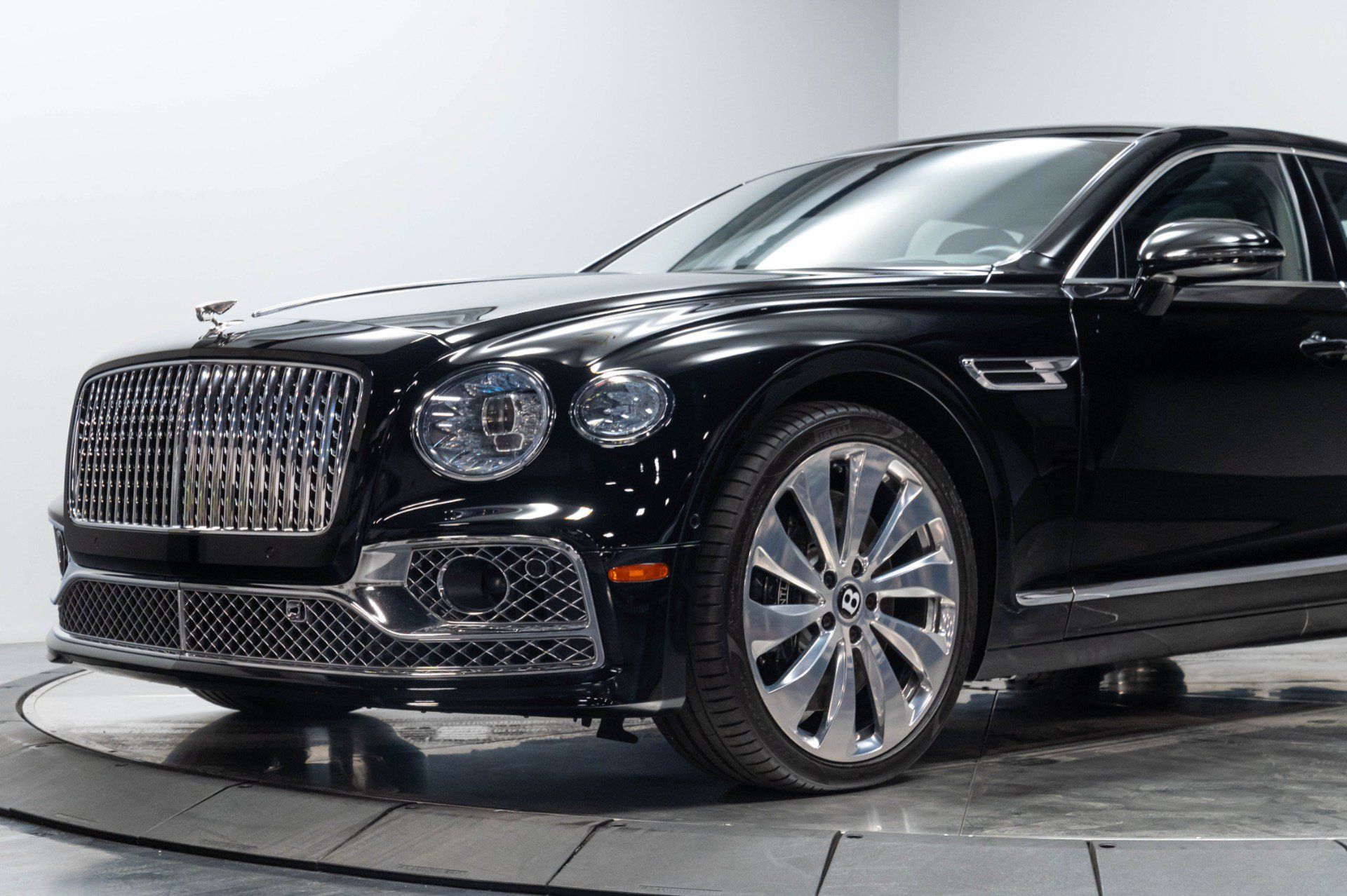 Used 2020 Bentley Flying Spur W12 AWD/4WD image 11