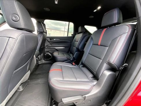 New 2026 Chevrolet Traverse RS w/ LPO, Floor Liner Package AWD/4WD image 14