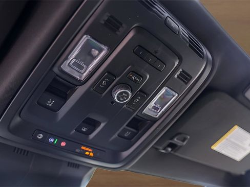 Used 2024 Cadillac Escalade Sport w/ LPO, ONYX Package image 22