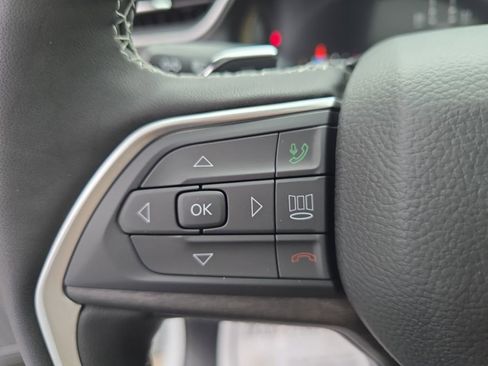 New 2025 Jeep Grand Cherokee L Limited w/ Luxury Tech Group II image 17