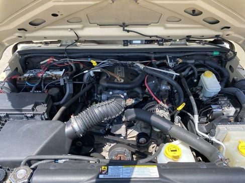 Used 2011 Jeep Wrangler Sport AWD/4WD image 32