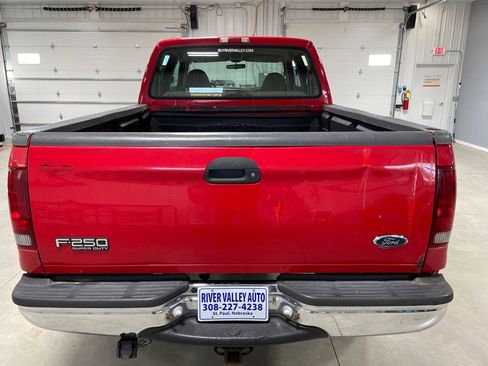 Used 2000 Ford F250 Lariat image 6