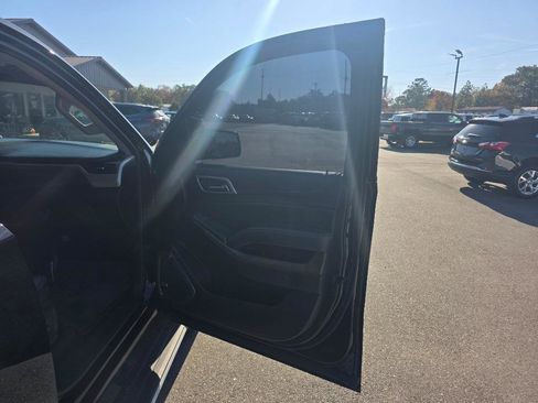 Used 2018 GMC Yukon Denali w/ Denali Ultimate Package image 10