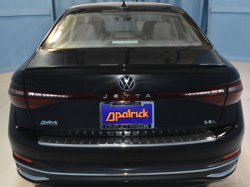 New 2026 Volkswagen Jetta SEL FWD image 23