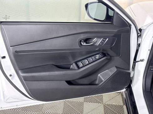 Used 2025 Honda Accord Touring image 10