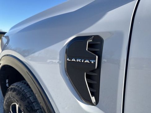 Used 2024 Ford Ranger Lariat w/ FX4 Off-Road Package image 10