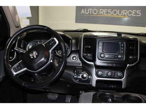Used 2019 RAM 1500 Big Horn image 14