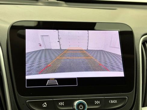 Used 2024 Chevrolet Malibu LT image 23